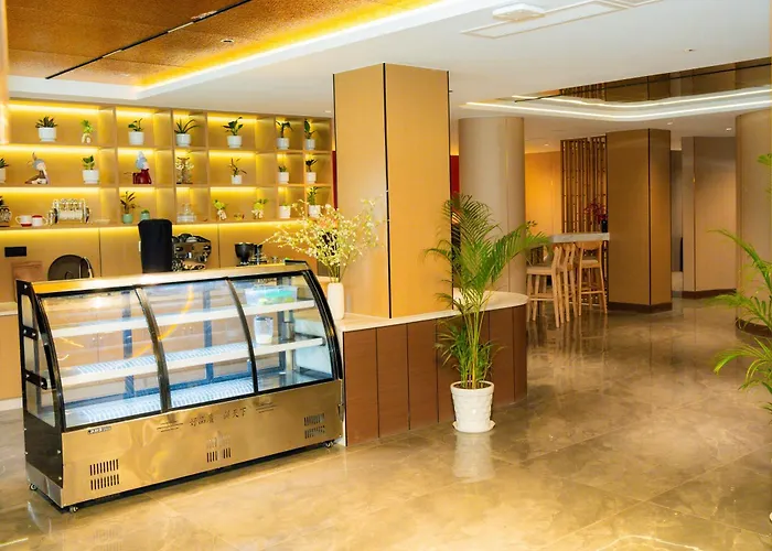 Jiuding Joy Hotel 4*