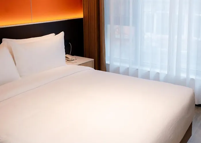 Jiuding Joy Hotel