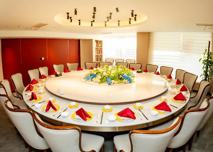 Jiuding Joy Hotel